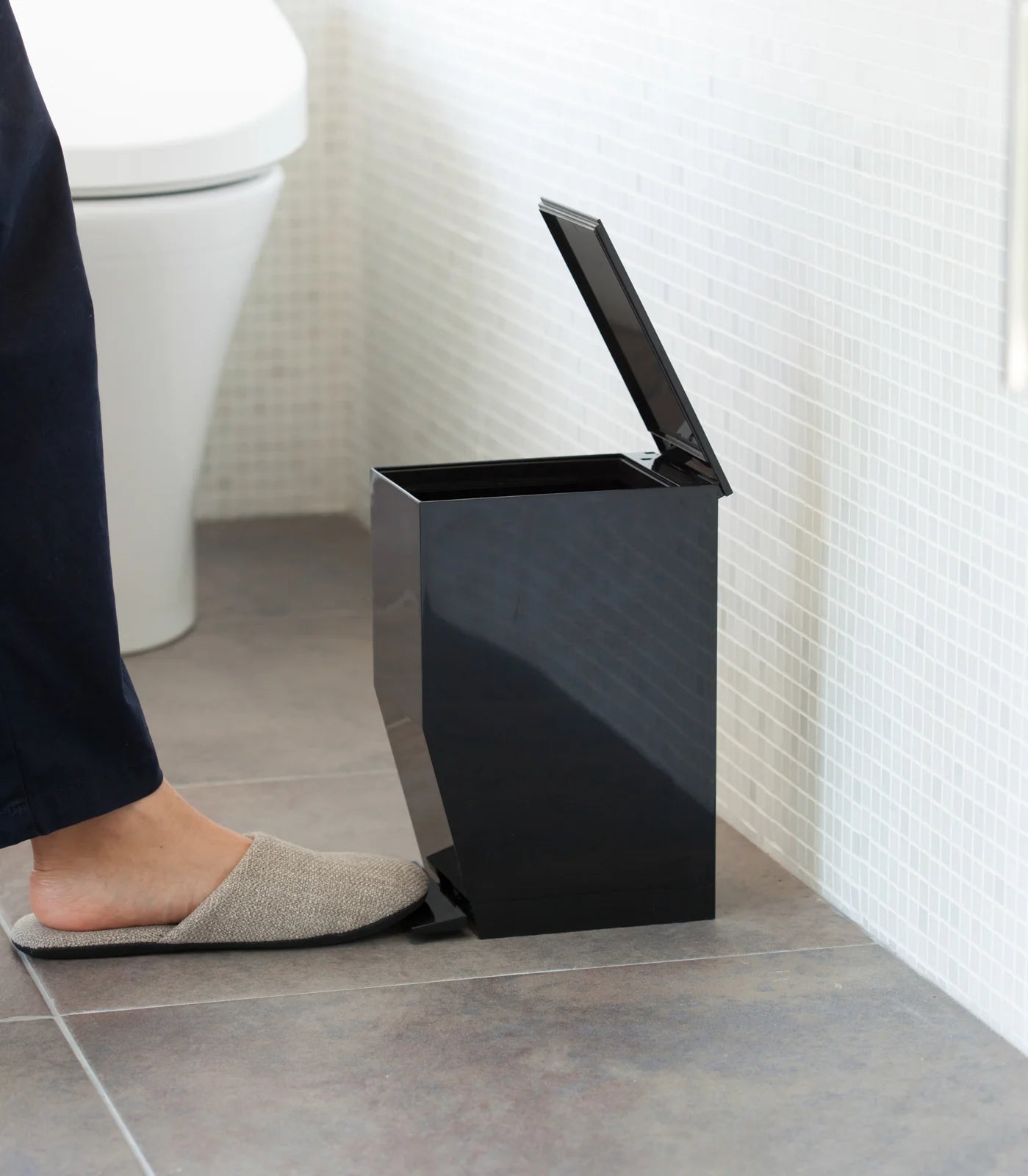 VELASTRIA - Step Trash Can